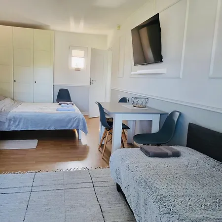 Przy Skwerku Apartmán *